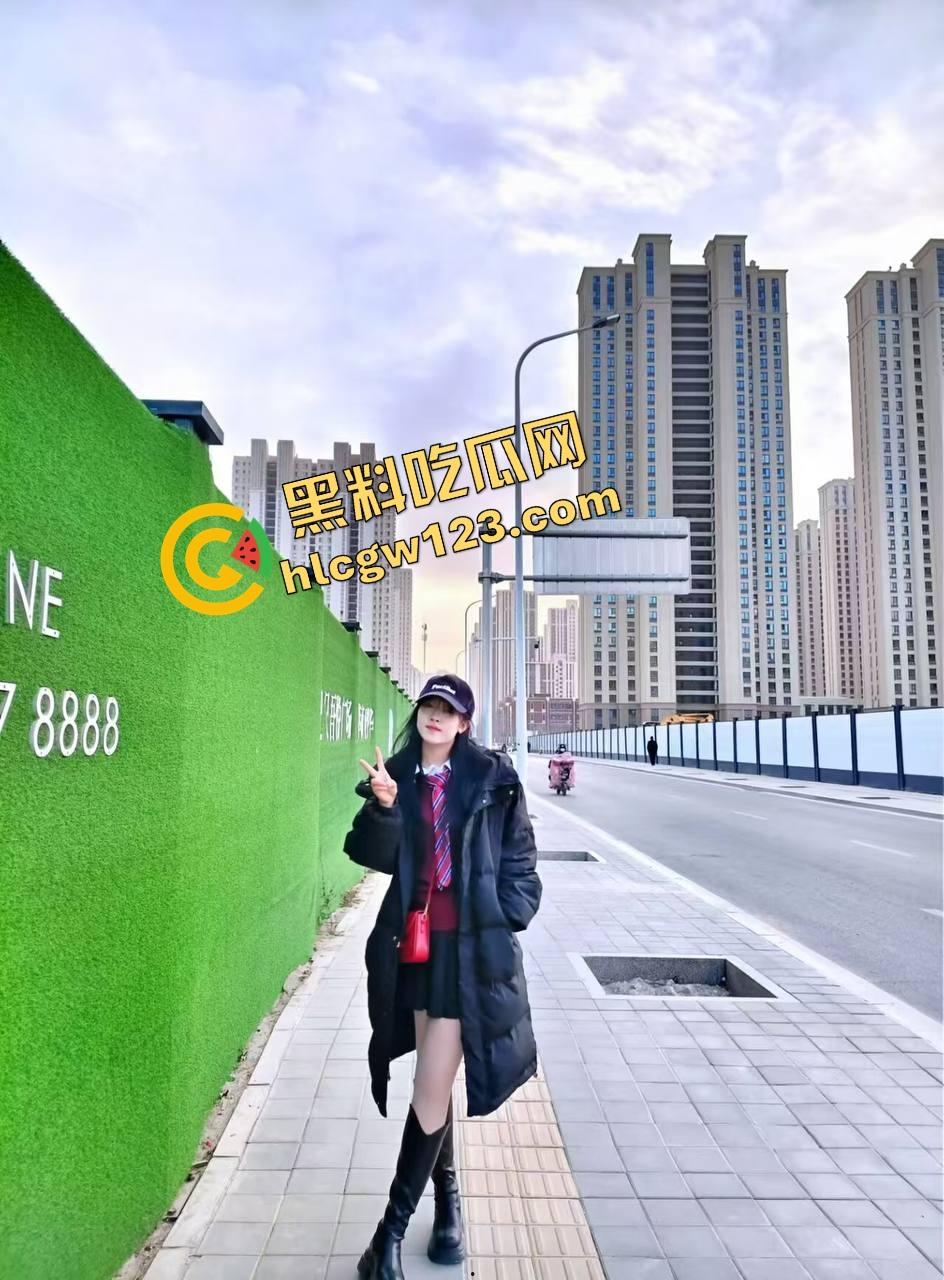 又一个女朋友被玩疯,全头罩调教成铁甲小宝,口鼻被封逼口被塞,这种重度变态玩法到底什么路数? 第4张 又一个女朋友被玩疯,全头罩调教成铁甲小宝,口鼻被封逼口被塞,这种重度变态玩法到底什么路数? 第4张