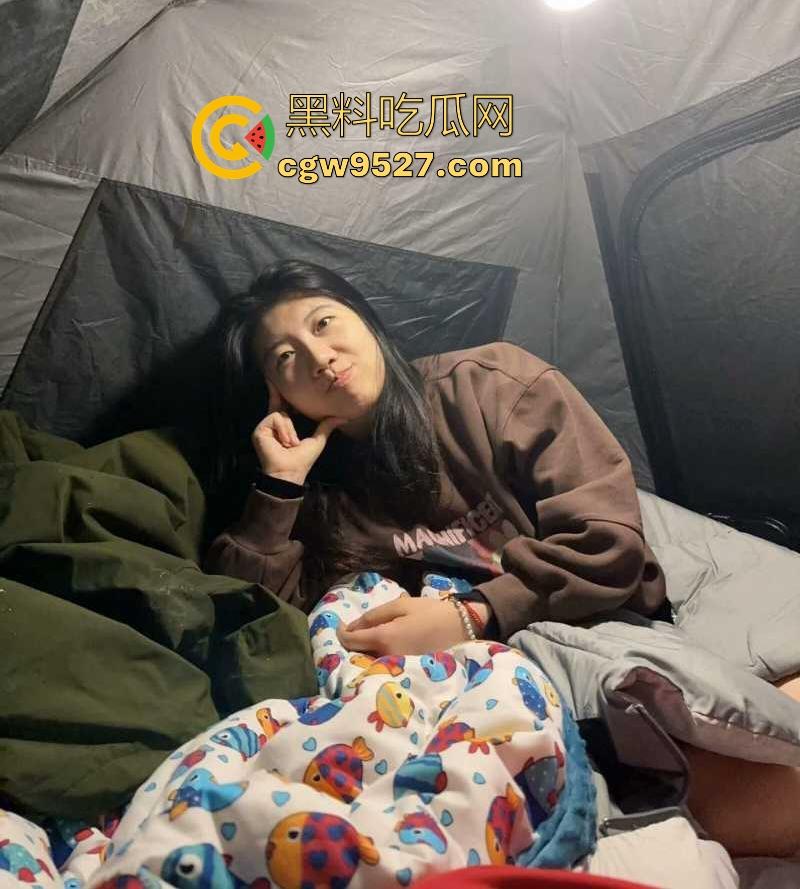 广东潮汕美艳少妇【林奢怡】性爱私拍曝光，表面端庄贤淑，私下却是偷情的反差婊，身材火辣诱人至极！  第2张