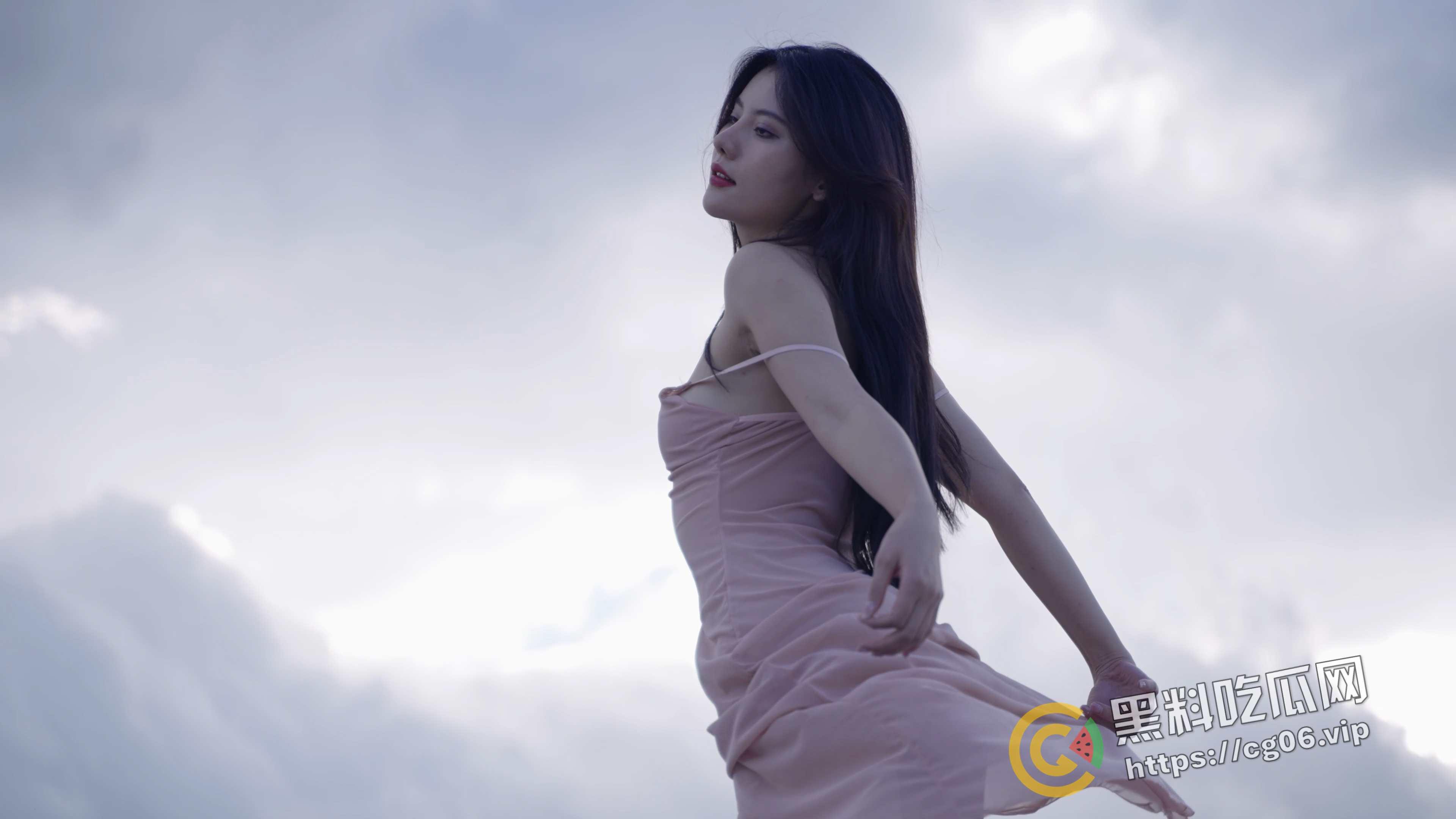 阿朱最新流出！顶级名模阿朱 美人遗世而独立 若有若无的衣衫遮着美妙的身躯 这就是艺术！  第7张