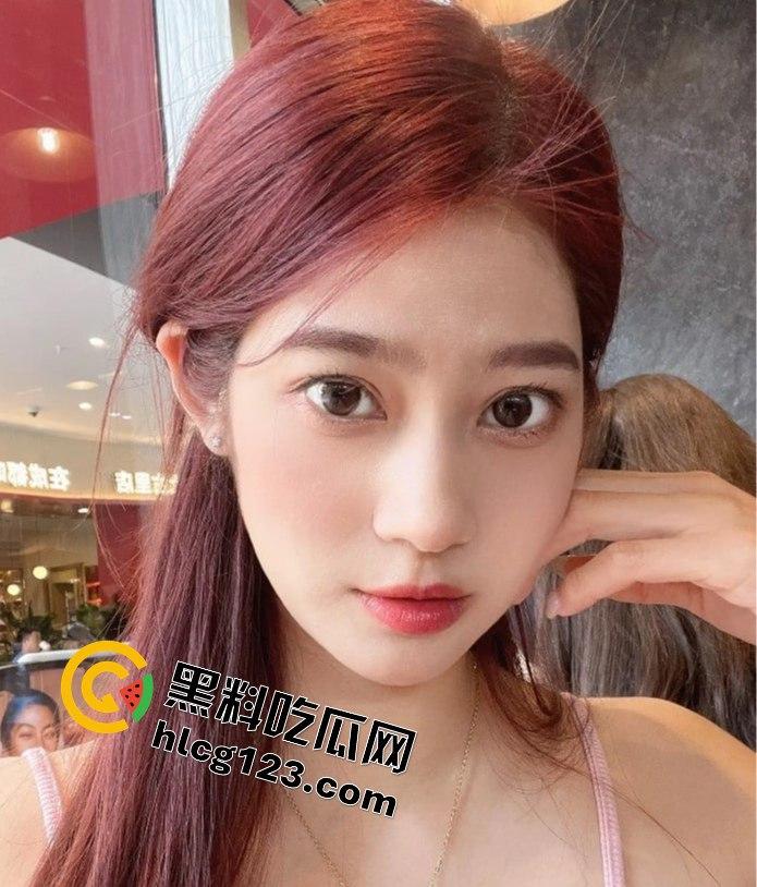 校花张依依人设崩塌！偷情富二代的视频流出，背后故事太狗血！  第1张