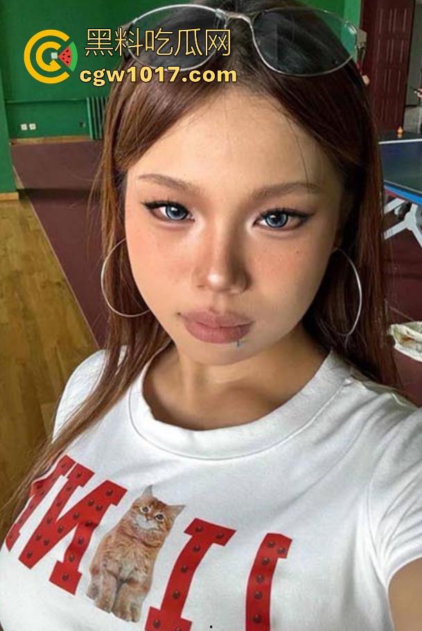 辽宁大学欧美风反差骚逼【王伟颖】微胖极品尤物,经常在外约炮钓金主,堪称顶级校园公交车,大尺度性爱自拍泄露! 第1张 辽宁大学欧美风反差骚逼【王伟颖】微胖极品尤物,经常在外约炮钓金主,堪称顶级校园公交车,大尺度性爱自拍泄露! 第1张