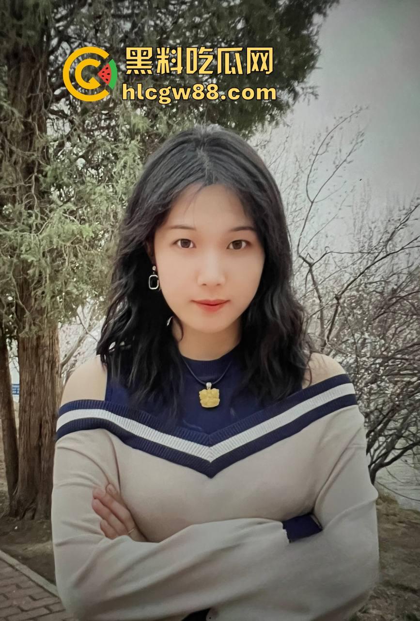 陕西渭南师范学院 陈小雨 背着男友出轨还惨遭炮友曝光 现在是全校出了名的肉便器! 第2张 陕西渭南师范学院 陈小雨 背着男友出轨还惨遭炮友曝光 现在是全校出了名的肉便器! 第2张