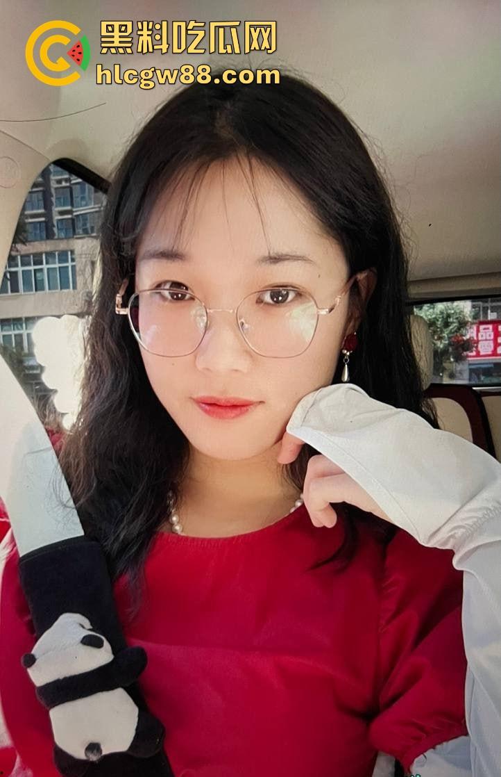 陕西渭南师范学院 陈小雨 背着男友出轨还惨遭炮友曝光 现在是全校出了名的肉便器! 第4张 陕西渭南师范学院 陈小雨 背着男友出轨还惨遭炮友曝光 现在是全校出了名的肉便器! 第4张