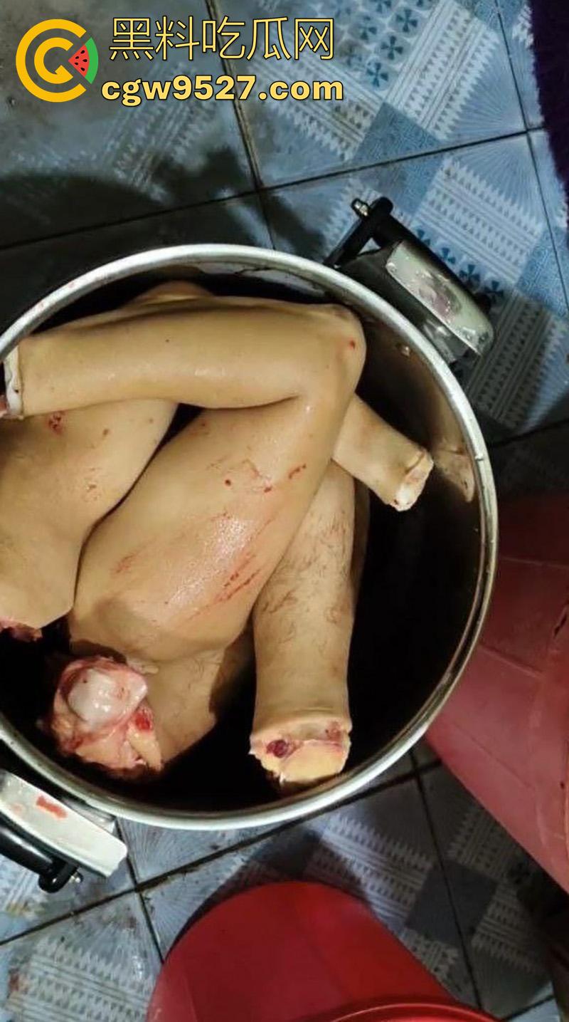 暗网越南屠夫案,男子自愿被杀,多角度砍头血如泉涌,干脆利落几秒剁头,现场原视频流出! 第4张 暗网越南屠夫案,男子自愿被杀,多角度砍头血如泉涌,干脆利落几秒剁头,现场原视频流出! 第4张