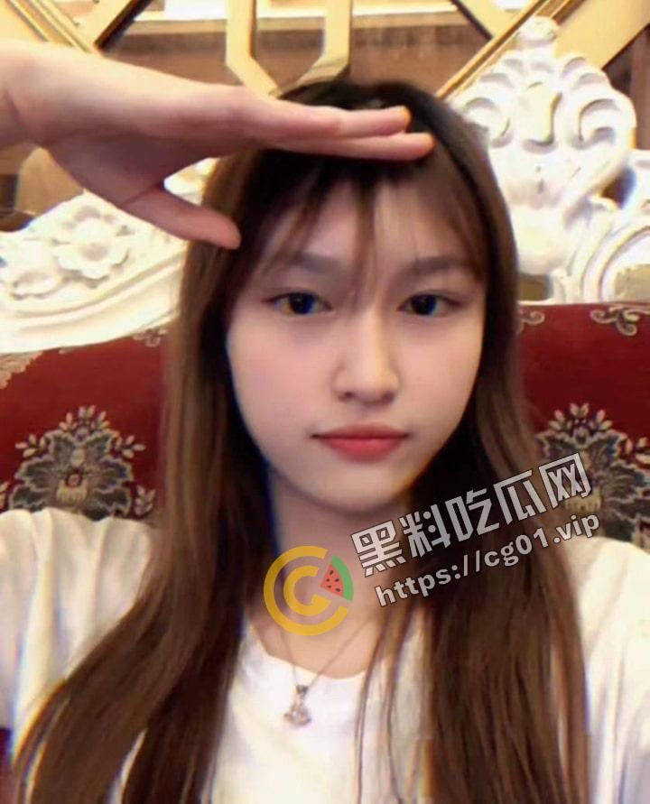 长沙理工大学 大三 00 后反差婊 刘思汝 包养圈做单子 拿到钱就跑路玩消失 大佬曝光骚逼 学生证 性爱视频流出  第3张