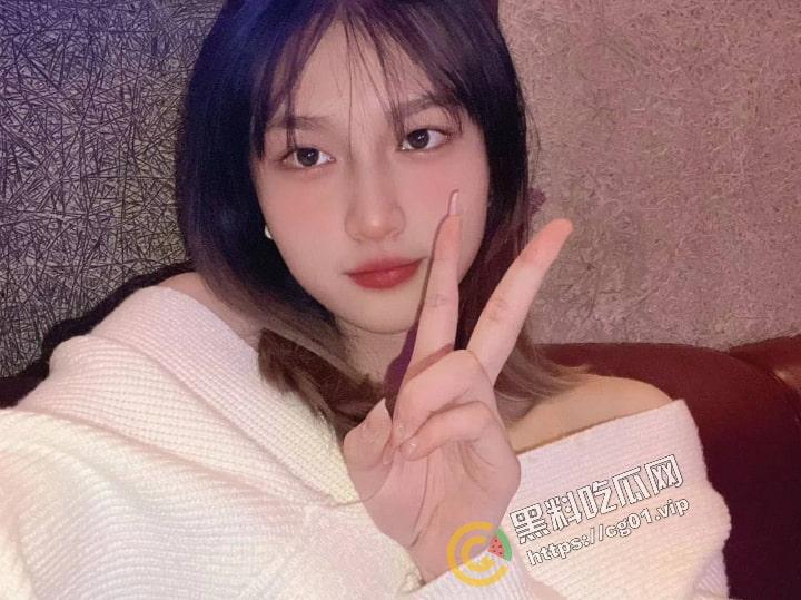 长沙理工大学 大三 00 后反差婊 刘思汝 包养圈做单子 拿到钱就跑路玩消失 大佬曝光骚逼 学生证 性爱视频流出  第5张