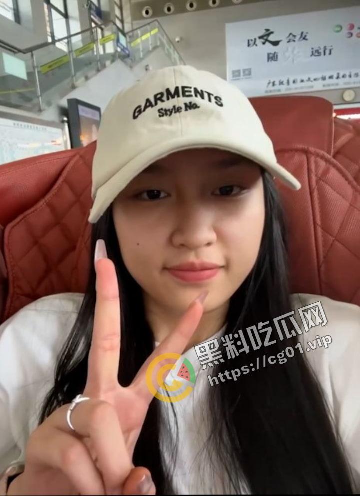 长沙理工大学 大三 00 后反差婊 刘思汝 包养圈做单子 拿到钱就跑路玩消失 大佬曝光骚逼 学生证 性爱视频流出  第6张