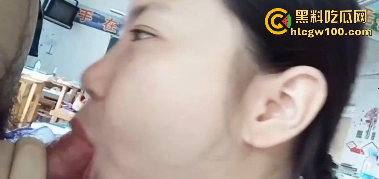 教室里的DO爱曝光震撼来袭!课桌变大床黑板变背景姿势花样百出,年轻人玩的就是课桌上的快感,谁还要大床房? 第12张 教室里的DO爱曝光震撼来袭!课桌变大床黑板变背景姿势花样百出,年轻人玩的就是课桌上的快感,谁还要大床房? 第12张