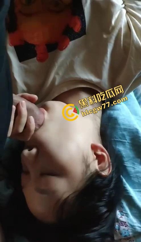 厦门麦田科技公司那位骚得出水的同事,白天穿职业装端茶递水,晚上脱光给人跪着舔屌求内射! 第10张 厦门麦田科技公司那位骚得出水的同事,白天穿职业装端茶递水,晚上脱光给人跪着舔屌求内射! 第10张