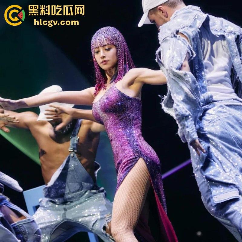 “地才就是地才!完美”蔡依林演唱会漏点 紫色连体衣惊现大尺度造型 三点全露 性感爆棚! 第20张 “地才就是地才!完美”蔡依林演唱会漏点 紫色连体衣惊现大尺度造型 三点全露 性感爆棚! 第20张