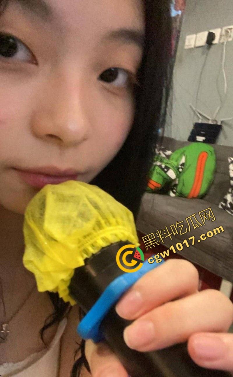 广东佛山E奶少女陈【晓涧性】爱视频流出:丰满乳峰被肆意揉捏,跳蛋震颤骚穴,菊花肛塞手铐紧缚,无套后入刺激十足! 第1张 广东佛山E奶少女陈【晓涧性】爱视频流出:丰满乳峰被肆意揉捏,跳蛋震颤骚穴,菊花肛塞手铐紧缚,无套后入刺激十足! 第1张