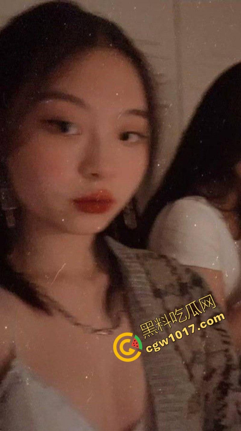 广东佛山E奶少女陈【晓涧性】爱视频流出:丰满乳峰被肆意揉捏,跳蛋震颤骚穴,菊花肛塞手铐紧缚,无套后入刺激十足! 第8张 广东佛山E奶少女陈【晓涧性】爱视频流出:丰满乳峰被肆意揉捏,跳蛋震颤骚穴,菊花肛塞手铐紧缚,无套后入刺激十足! 第8张