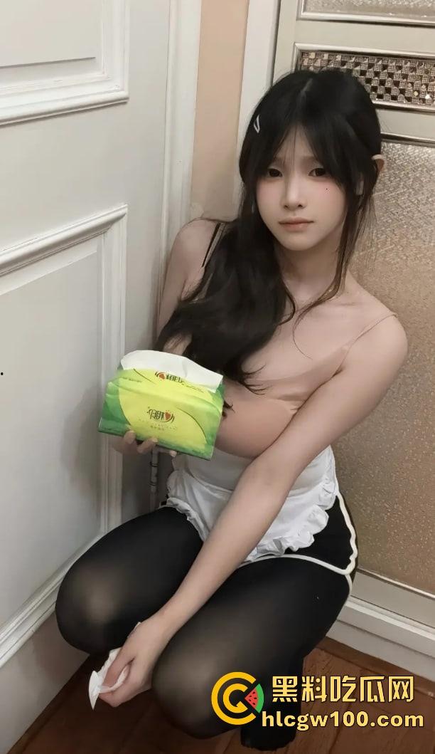 一觉醒来『姜萍』成了擦边主播?抖音版撞脸擦边女『困鼠』出圈,鬼才网友在线封号浪萍,直播间车速无敌! 第13张 一觉醒来『姜萍』成了擦边主播?抖音版撞脸擦边女『困鼠』出圈,鬼才网友在线封号浪萍,直播间车速无敌! 第13张