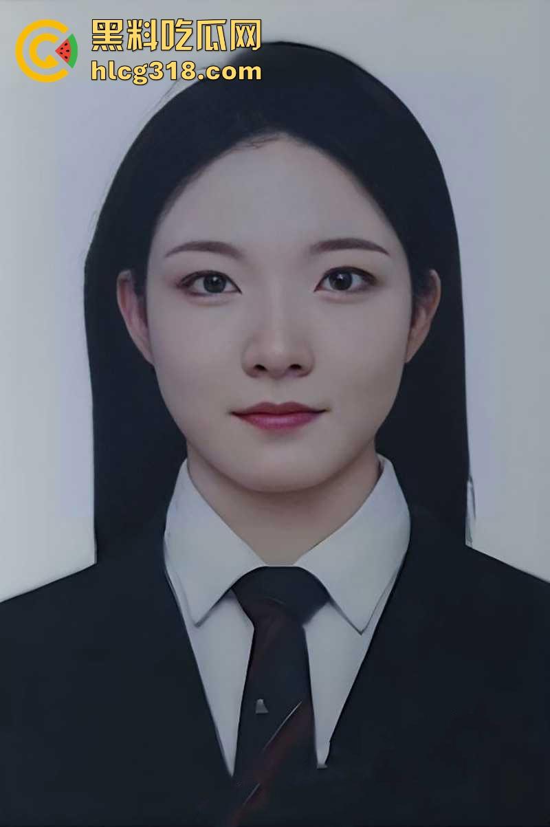 高学历健身女神【李佳怡】表面高冷实则骚气冲天，阴毛乌黑浓密性瘾强悍 淫水荡漾娇喘不断！  第4张