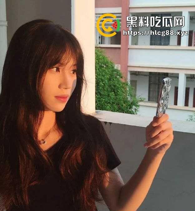 看似钓鱼却反被钓 岭南师范学院气质反差御姐【李慧】软件约炮渣男被无情曝光！  第2张