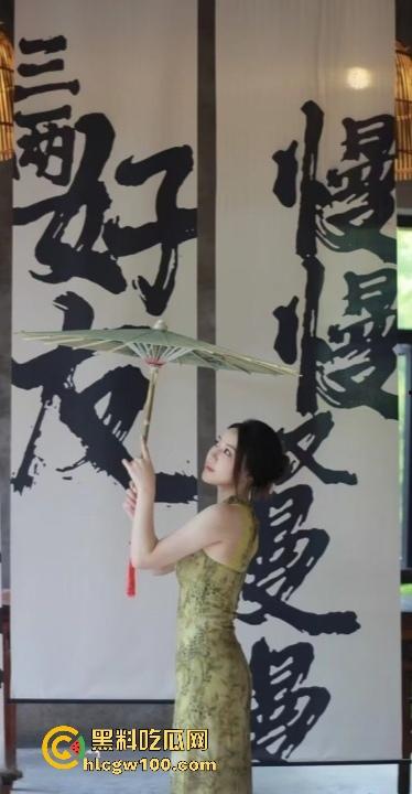 安徽工商学院育才高手,秃顶啤酒肚辅导员操美女学生云盘泄密,床上姿势堪比动作教学! 第5张 安徽工商学院育才高手,秃顶啤酒肚辅导员操美女学生云盘泄密,床上姿势堪比动作教学! 第5张