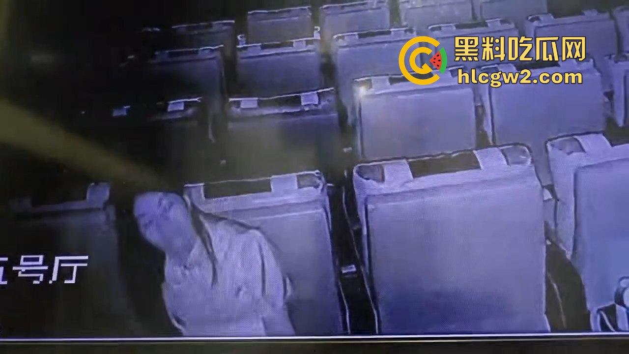 你这是被鬼附身了还是真这么爽 在电影院做爱真的这么刺激销魂吗  第3张