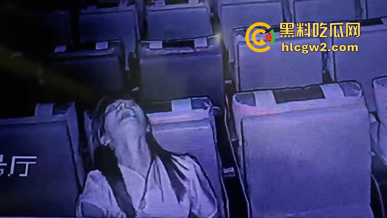 你这是被鬼附身了还是真这么爽 在电影院做爱真的这么刺激销魂吗  第4张