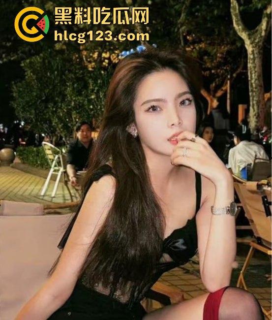 『比基尼批发熊总』私拍合集大泄露！高颜值健身女神被颜射，口技让人看直眼！  第3张