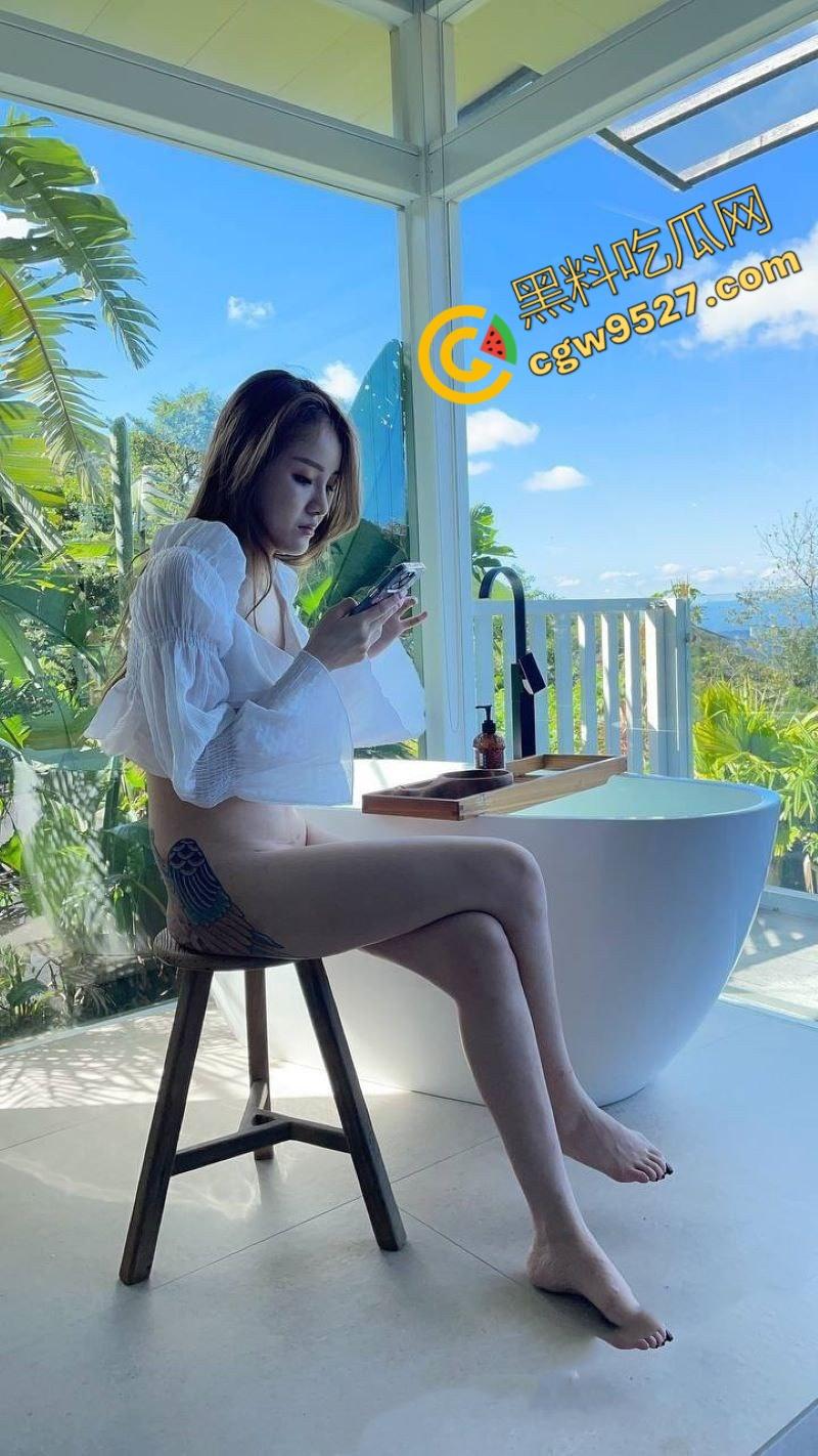 淫荡反差！台湾INS网红唐恩曝美乳酥胸与男友激情私密影片，网友狂赞：眼福不浅！  第2张