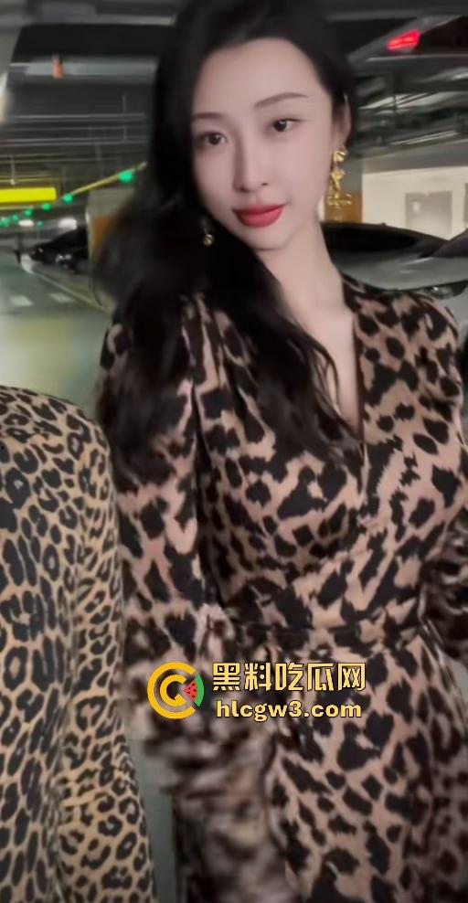 擦边也能剑指财富?冠军剑不够用擦边当武器!击剑冠军『秦雪』反手回怼擦边 第4张 擦边也能剑指财富?冠军剑不够用擦边当武器!击剑冠军『秦雪』反手回怼擦边 第4张