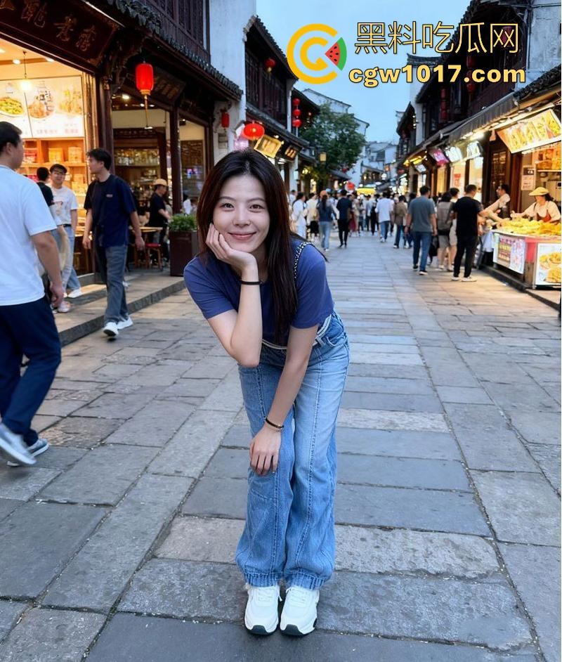 武汉师范大学【陈菲怡】大四实习为顺利专正,甘心与领导上床做爱,嘴上说的不要在床上表现比谁都骚! 第2张 武汉师范大学【陈菲怡】大四实习为顺利专正,甘心与领导上床做爱,嘴上说的不要在床上表现比谁都骚! 第2张