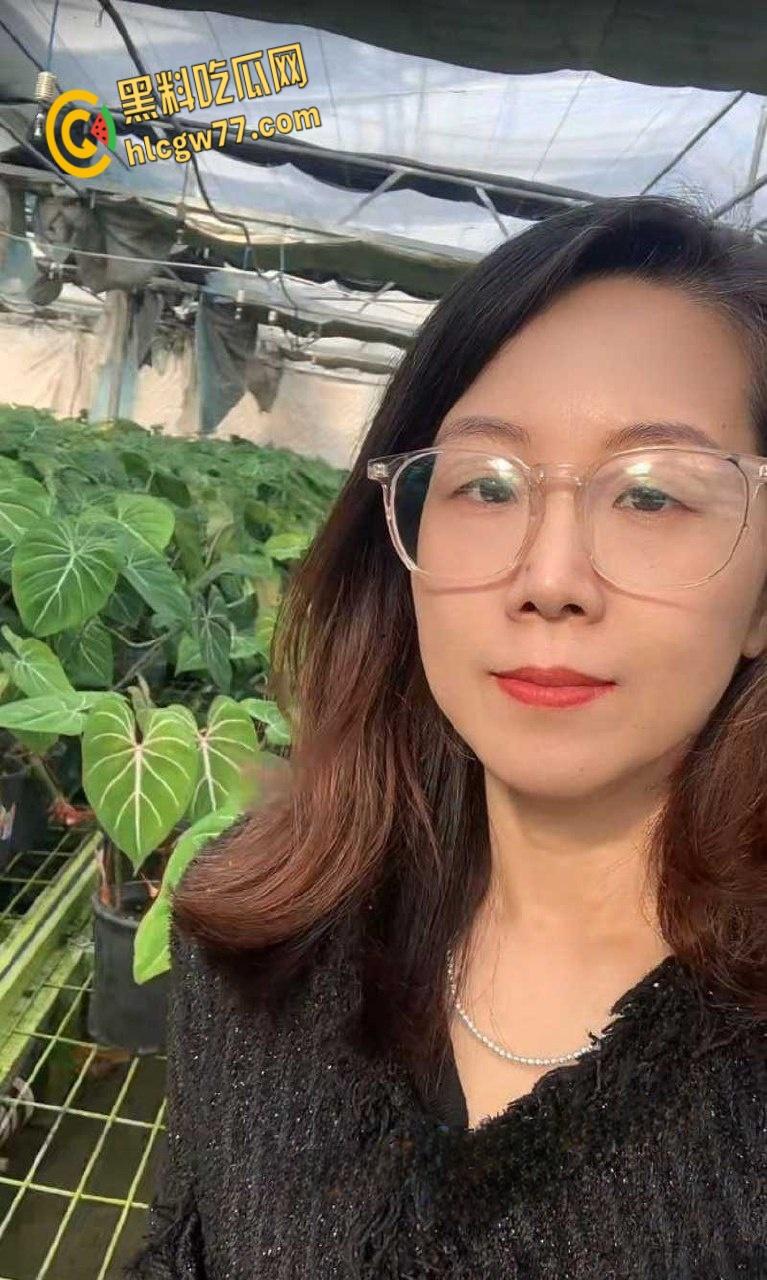 涡阳女校长黑丝诱惑,爆操视频席卷全网,风骚尤物勾魂摄魄,教育圈大戏火辣上演! 第5张 涡阳女校长黑丝诱惑,爆操视频席卷全网,风骚尤物勾魂摄魄,教育圈大戏火辣上演! 第5张