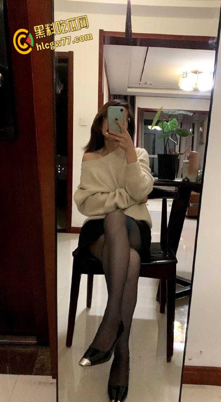 涡阳女校长黑丝诱惑,爆操视频席卷全网,风骚尤物勾魂摄魄,教育圈大戏火辣上演! 第6张 涡阳女校长黑丝诱惑,爆操视频席卷全网,风骚尤物勾魂摄魄,教育圈大戏火辣上演! 第6张