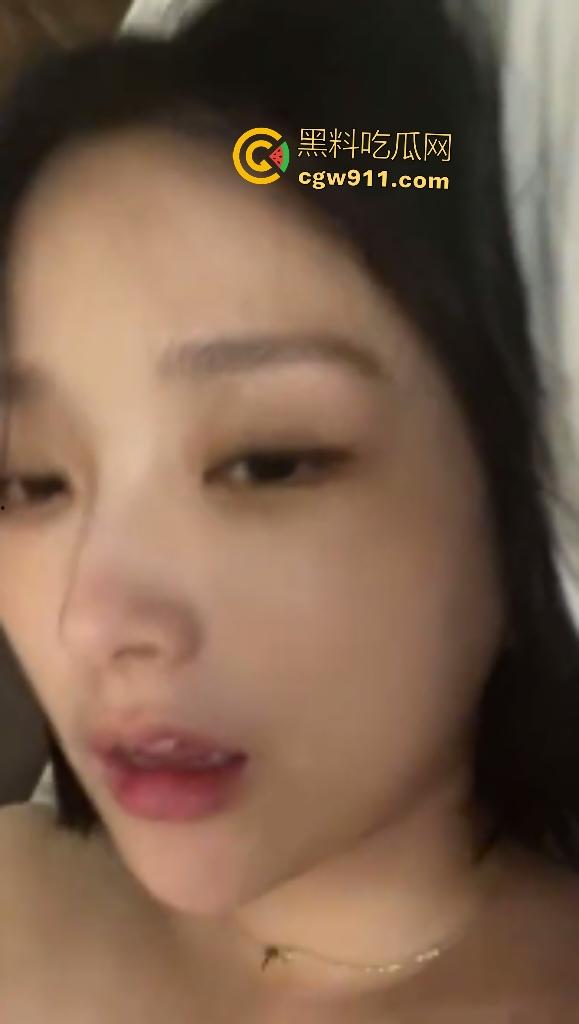 你的心动女神被金主爸爸当贱货,酒店视频自慰发骚舔鸡巴,腿直并拢被压操到高潮,眼神让人鸡巴膨胀! 第1张 你的心动女神被金主爸爸当贱货,酒店视频自慰发骚舔鸡巴,腿直并拢被压操到高潮,眼神让人鸡巴膨胀! 第1张