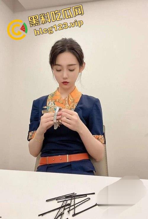 青岛航空乘务长【张康营】潜规则曝光!蜜桃臀被操到飞起,叫床声震天! 第4张 青岛航空乘务长【张康营】潜规则曝光!蜜桃臀被操到飞起,叫床声震天! 第4张