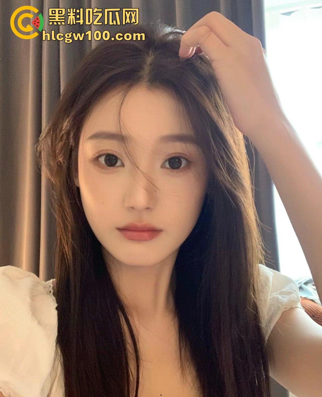 富哥希尔顿酒店大战三骚货 一个鸡巴三张嘴抢着舔 抢不到的母狗直接趴地舔脚 服务拉满谁看了不酸? 第7张 富哥希尔顿酒店大战三骚货 一个鸡巴三张嘴抢着舔 抢不到的母狗直接趴地舔脚 服务拉满谁看了不酸? 第7张