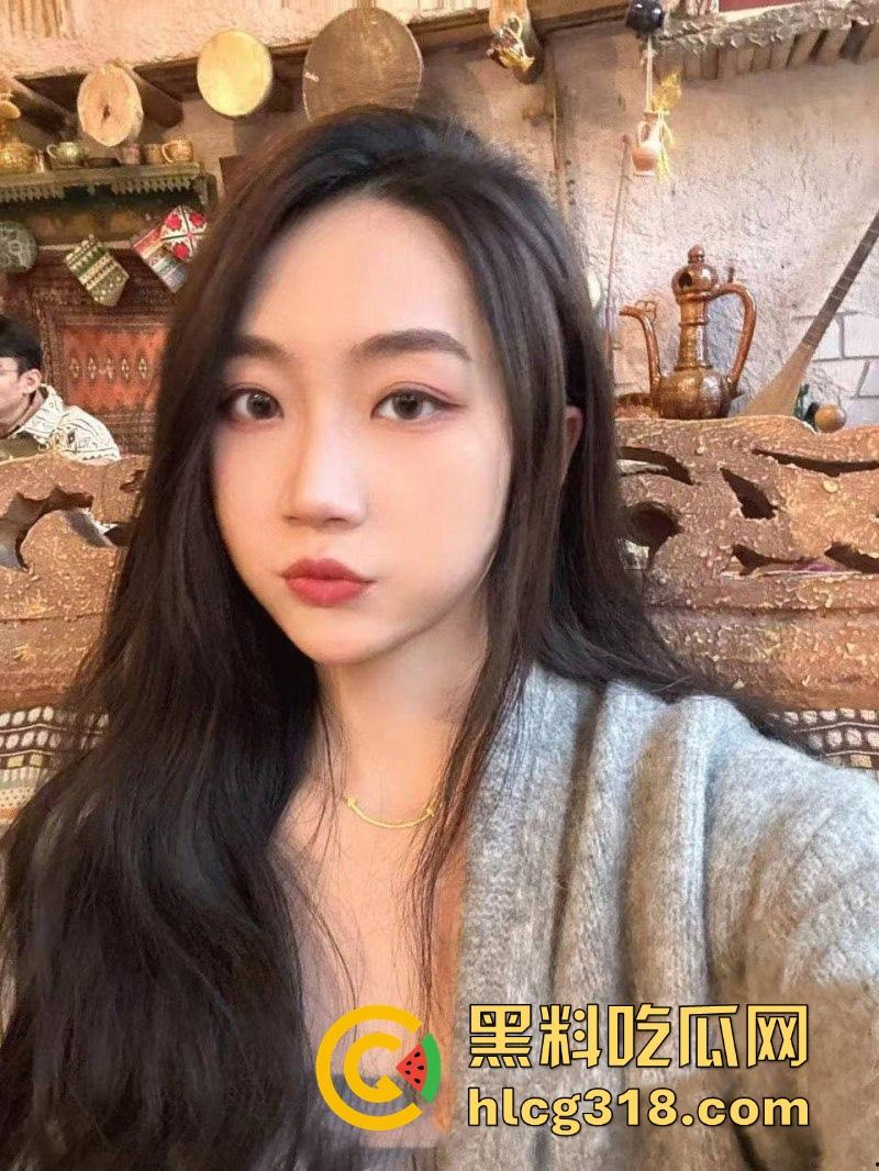 广东理工学院大三学姐【彭遥遥】约炮体育系小学弟 无套后入全程自动坐屌 堪称精液溶解器! 第4张 广东理工学院大三学姐【彭遥遥】约炮体育系小学弟 无套后入全程自动坐屌 堪称精液溶解器! 第4张