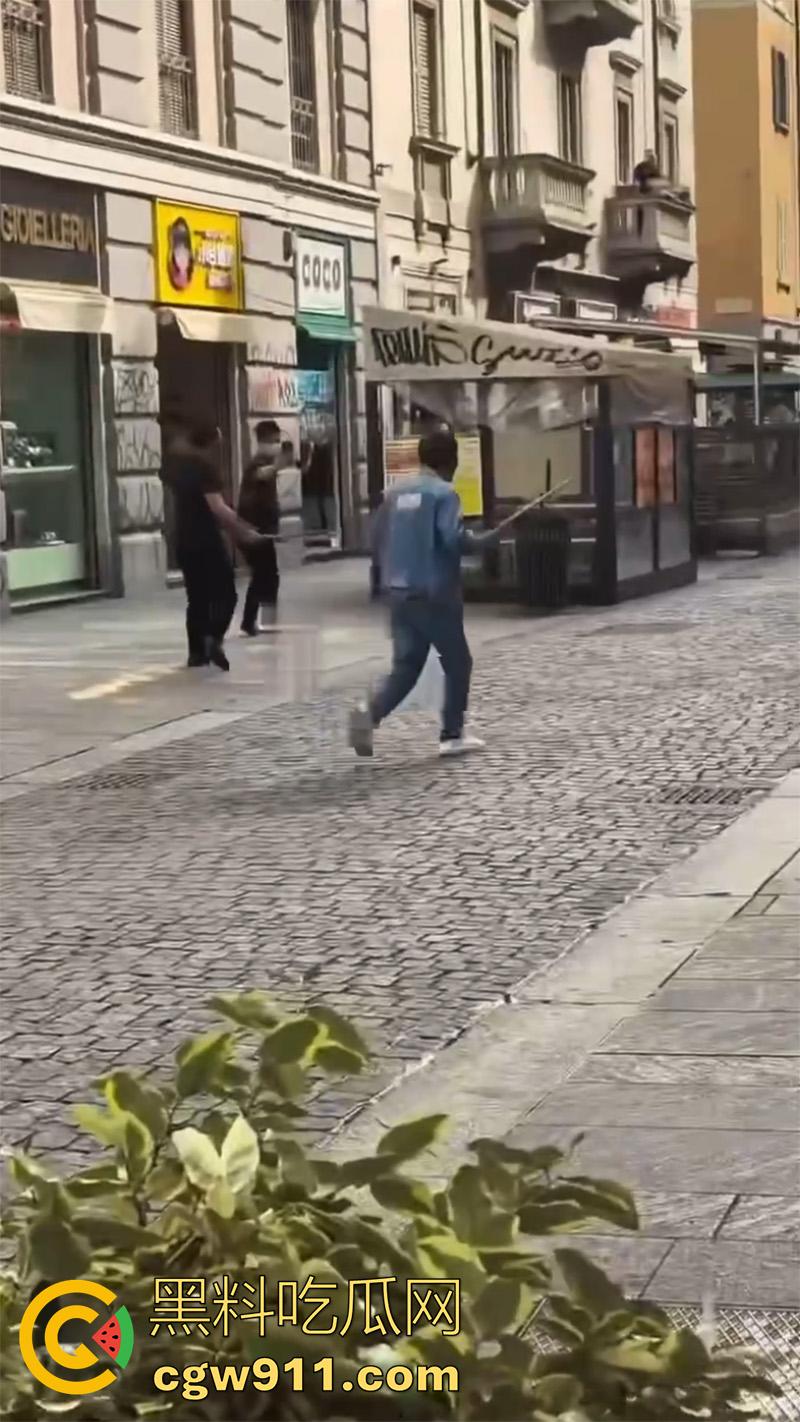 在国外最大的危险就是同胞，意大利米兰华人街，36岁华人男子早同胞砍杀，目前仍在全力抢救！  第4张