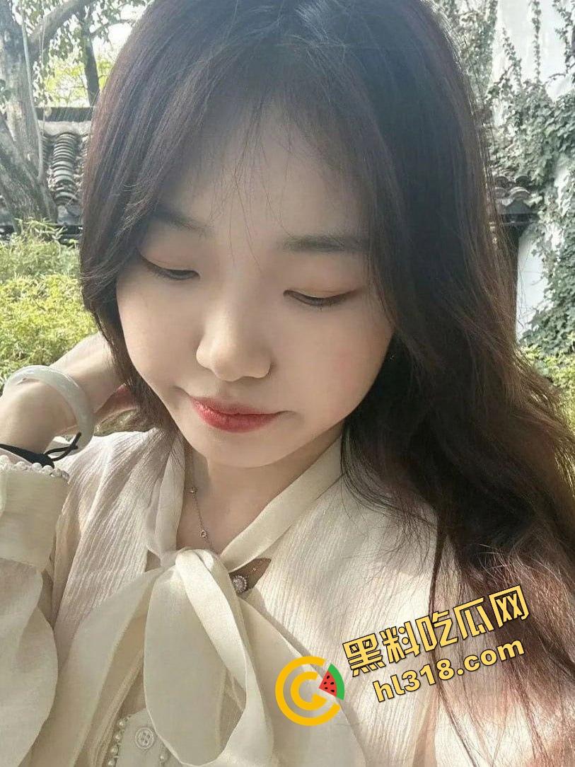 科技技术大学研二『赵梦媛』抖音私聊网友开房约炮解压，衣服一脱两坨大奶弹出来变身奶牛，这很难不约吧！  第7张