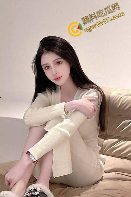 海角大神【野兽绅士】销魂驯兽：将姐姐调教成性奴，背骑遛弯，舔足湿滑，狗叫销魂！  第3张