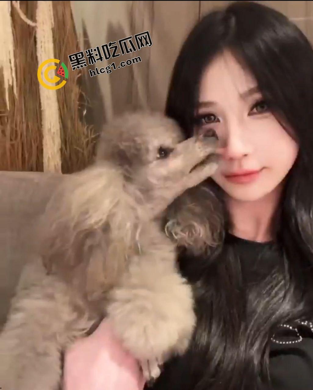 推特 TS羊羊子 比女人还魅惑的高颜值CD 极品高挑身材  让人更加有兴致了 完整版视频流出 第3张