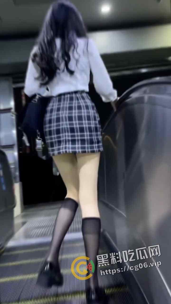 开盒抖音三百万身材博主【卢卢biu】首次露脸公开 史诗级照骗 好悬没给我牛牛吓萎了  第9张