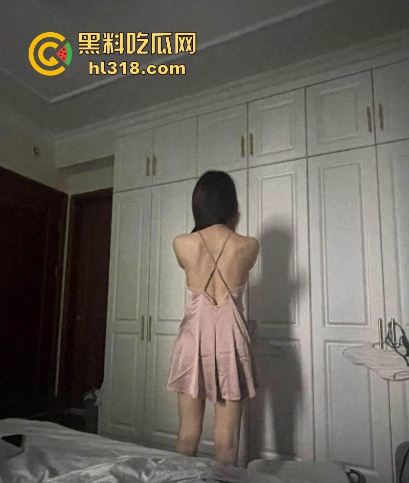 广西师范大学【秦玉莹】与男友性爱视频曝光流出！床上化身淫荡尤物，边被猛操边玩玩具，淫水狂流！  第5张