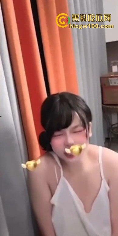 快手【幸子】直播玩调教，骚货塞入跳蛋让金主远程操控马力开到最大爽到高潮失控还是榜一大哥会玩！！  第8张