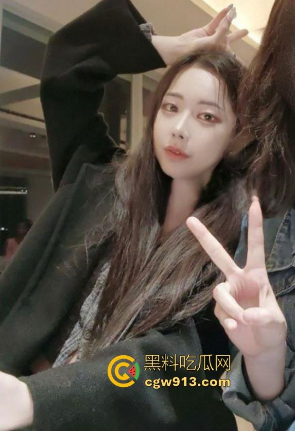 SM调教女大新玩法！捆绑清纯小母狗爆肛狂操淫穴，吊起玩穴后入猛干，粗暴淫荡到极致，真是越看越兴奋！  第2张