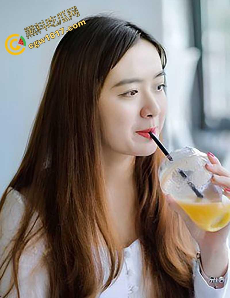 越南美女人妻检察官【邓黎琼江】与富商偷情视频流出！露脸口交无套做爱，离婚离职彻底塌房！  第2张