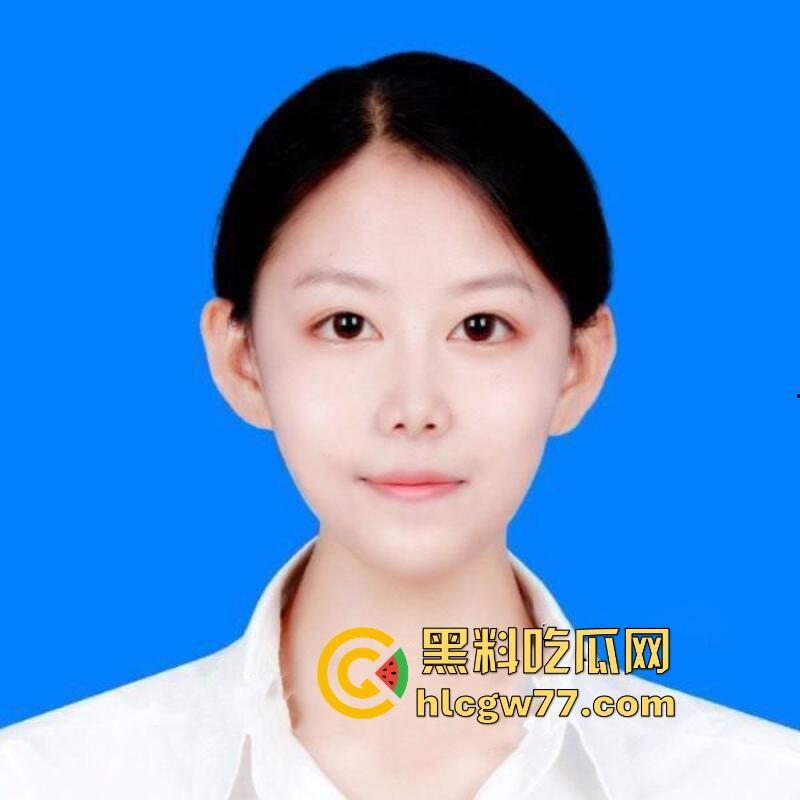 内蒙古扎兰屯体制内的小骚货【刘冰冰】平时是保守的良家少妇 私下淫荡的一批 基本谁碰到谁玩一顿!  第1张