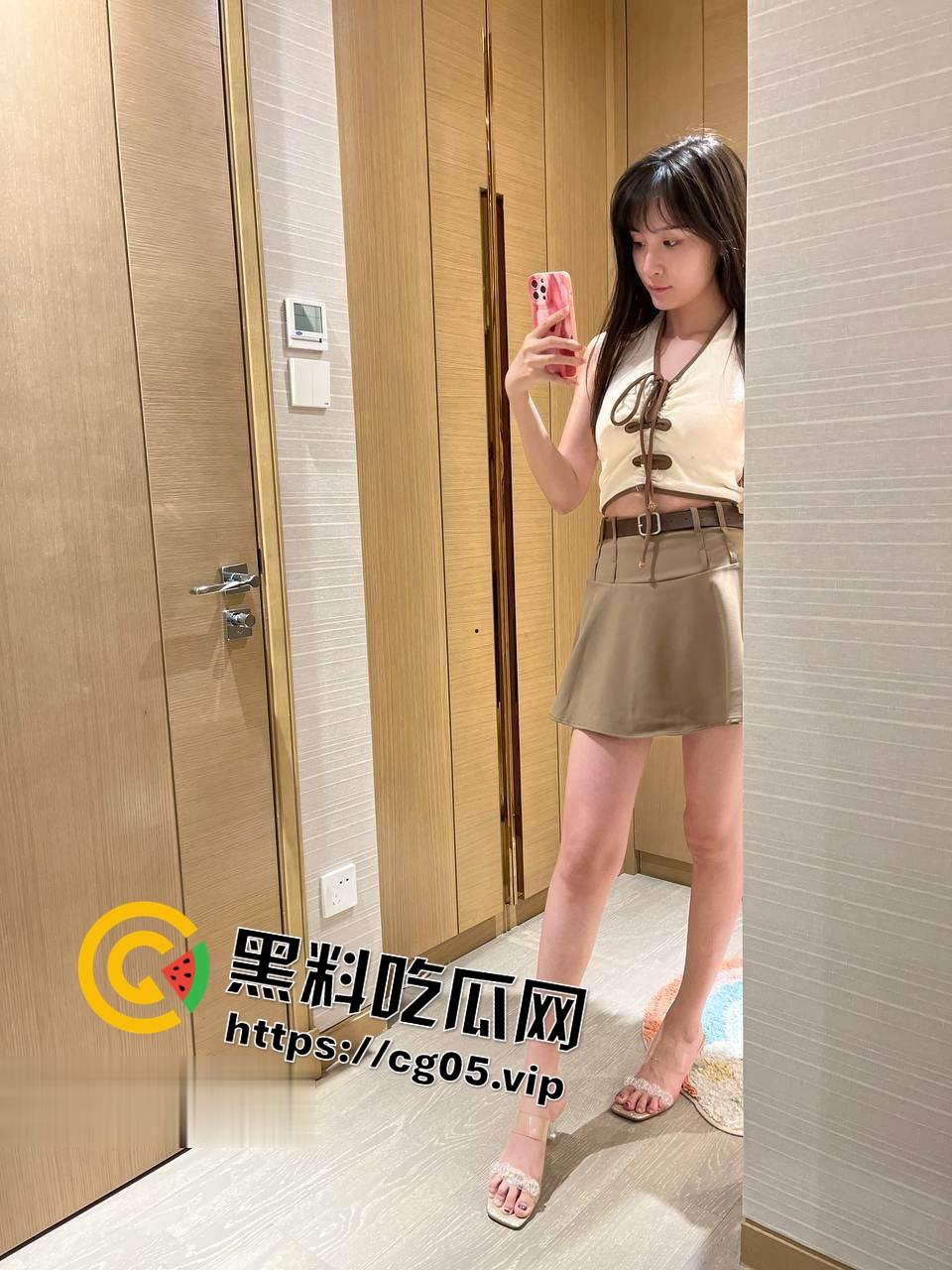 江苏极品公务员妹子 幸福又快乐的被领导调教 颜值非常抗打  第1张