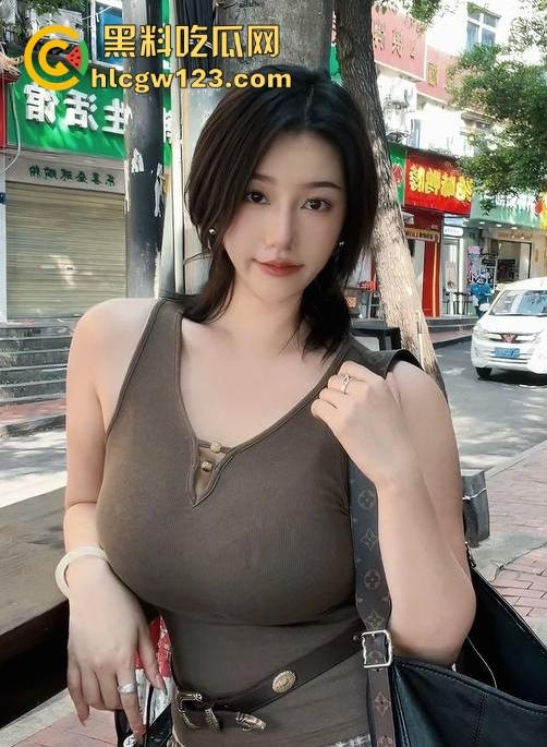 抖音极品御姐【失眠蝴蝶】性爱视频流出 高冷大胸御姐被金主打桩猛操 尽显放荡本性！  第13张