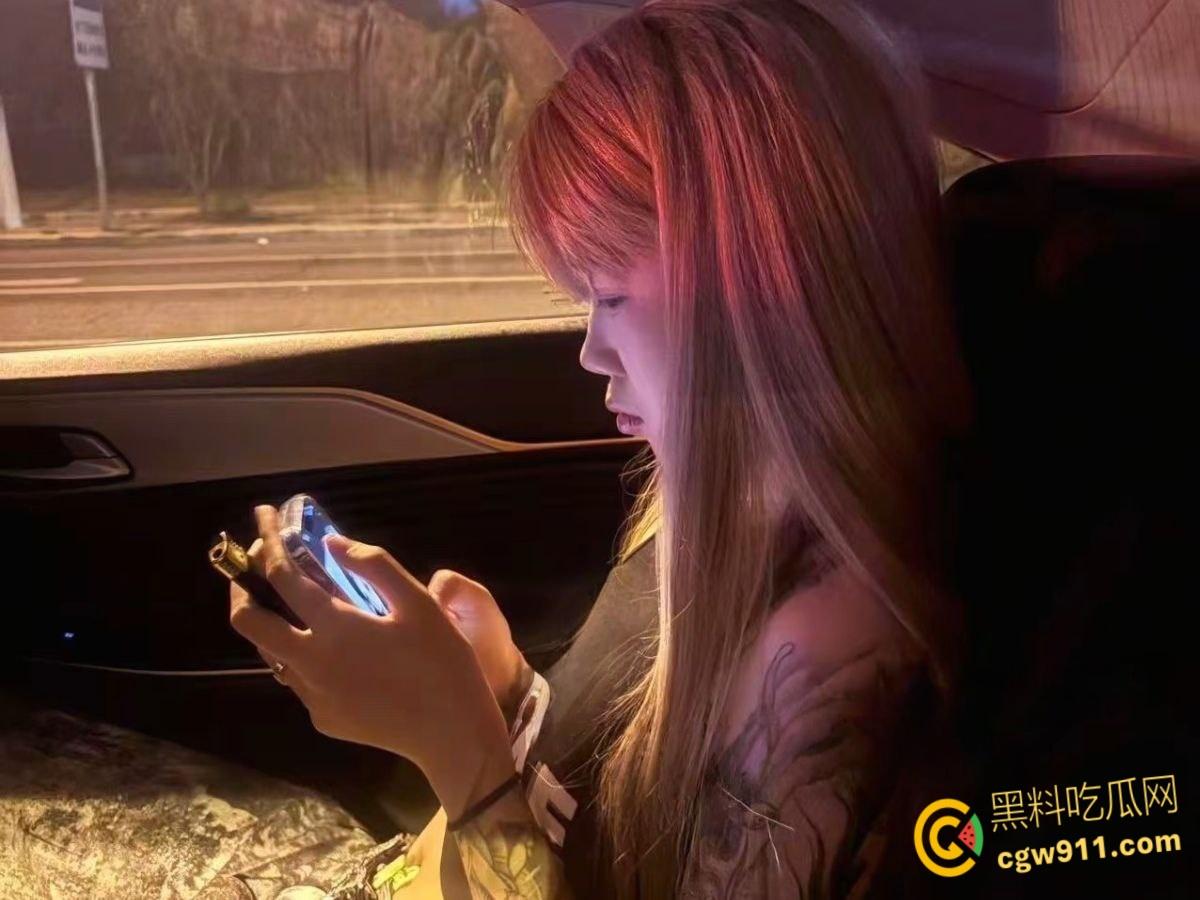 吉林长春花腿小妹【赵嘉怡】,缺钱被大哥包养,白嫩酮体被滴蜡SM调教,露出楼道狗链无套后入! 第1张 吉林长春花腿小妹【赵嘉怡】,缺钱被大哥包养,白嫩酮体被滴蜡SM调教,露出楼道狗链无套后入! 第1张