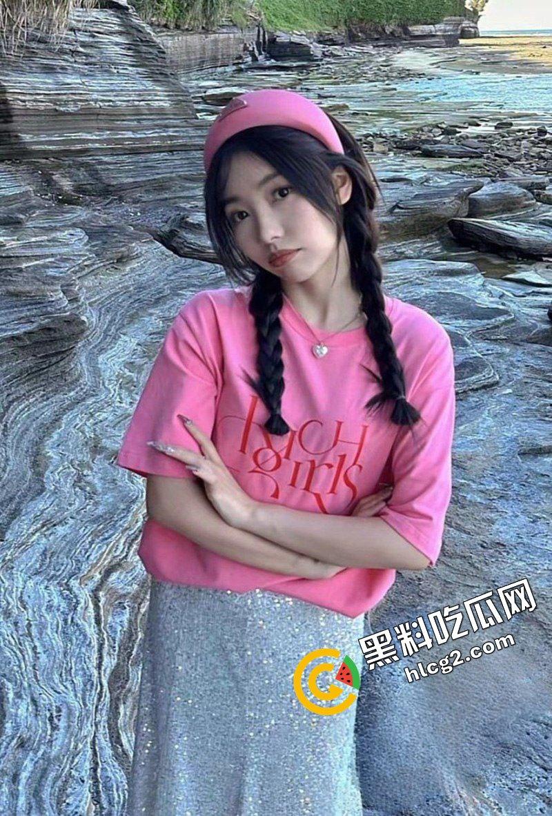 贵州纹身社会姐『陈心莲』裸贷三万分12期被流出！呻吟声销魂至极 自拍道具自慰抠逼 献给金主观赏  第3张