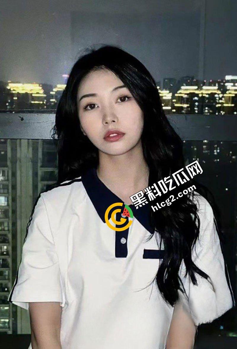 贵州纹身社会姐『陈心莲』裸贷三万分12期被流出！呻吟声销魂至极 自拍道具自慰抠逼 献给金主观赏  第4张