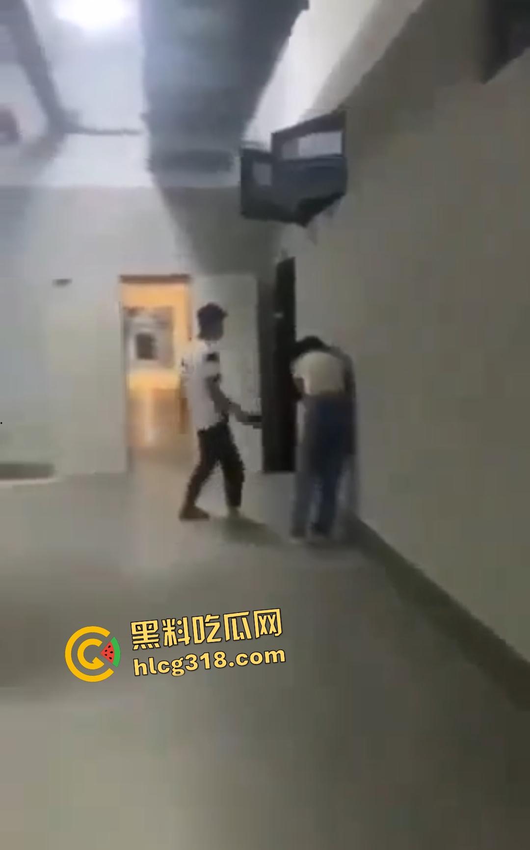 华侨城桔子酒店女子穿最爱的JK跳楼自杀悲剧！原因竟是女友遭男友暴打次日绝望坠楼！  第1张