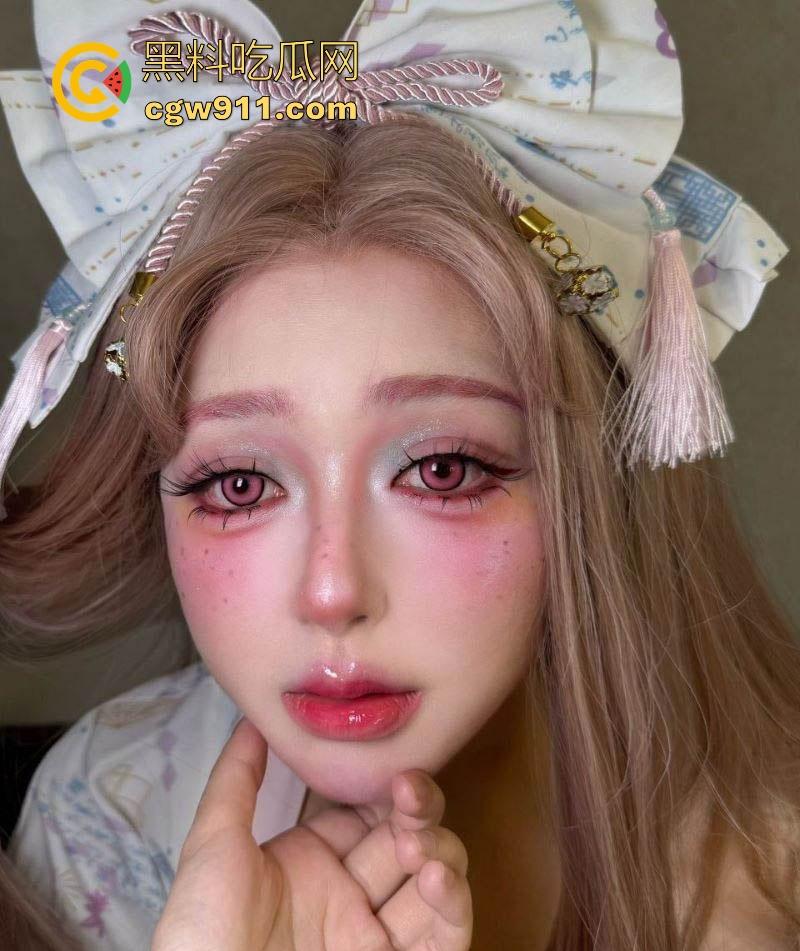 极品网黄博主【李启丹】性爱调教视频流出，昔日校花coser沦为母狗性奴，深喉口交后入猛操，彻底沉沦精液容器！  第3张