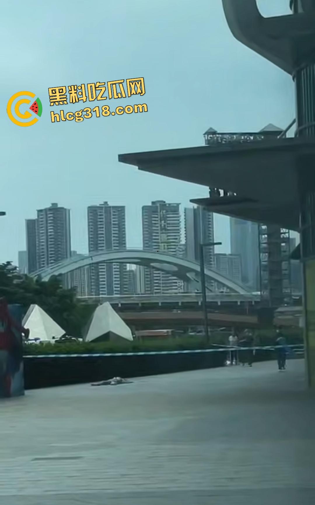 华侨城桔子酒店女子穿最爱的JK跳楼自杀悲剧！原因竟是女友遭男友暴打次日绝望坠楼！  第8张